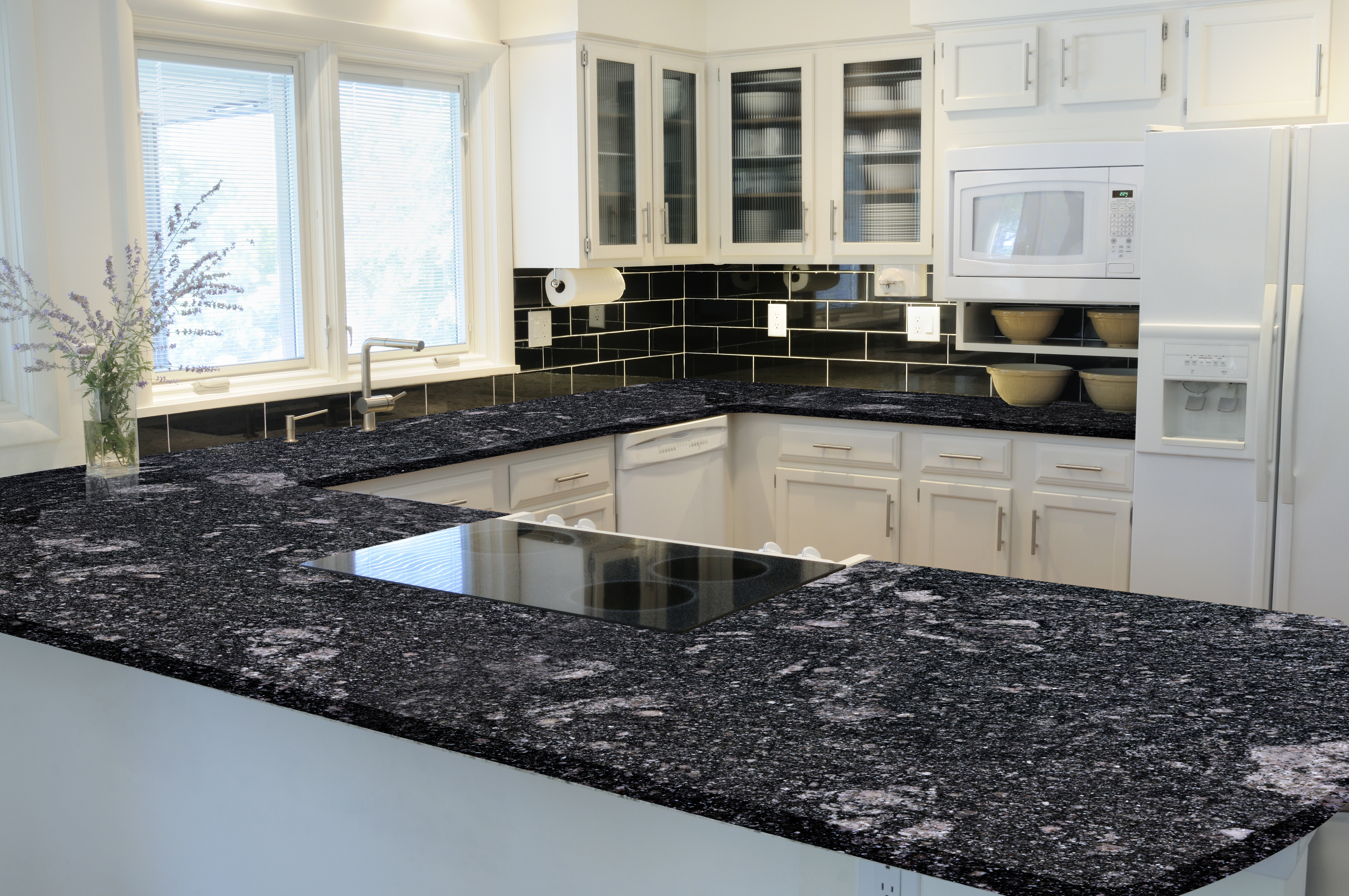 GRANİT MUTFAK TEZGAHLARI